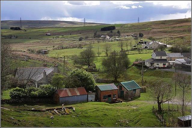 Wales' Highest Village - The Chartist Cottage - Trefil Tredegar Exteriör bild